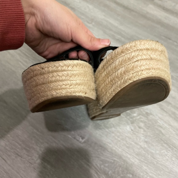 Marc Fisher Jazlyn Black Stud Platform Wedge 8.5 Leather Upper - Picture 2 of 9